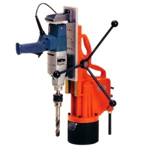furadeira-de-base-magnetica
